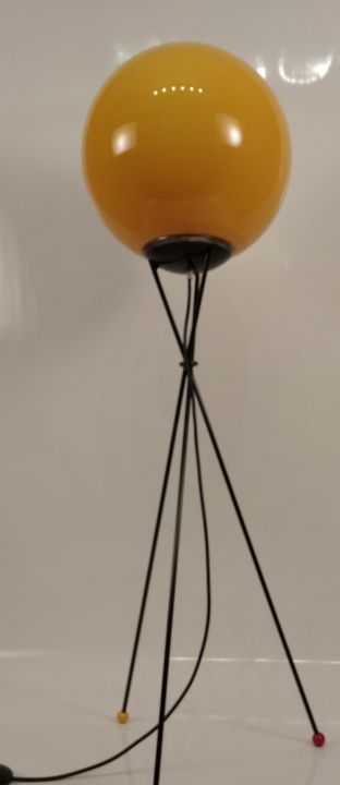 Diseño titulada "Lampa - żółta kula" por Matylda, Obra de arte original, Accesorios