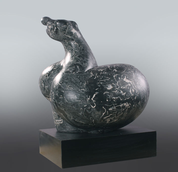 Sculpture intitulée "Callipigian Venus" par Mahesh Anjarlekar, Œuvre d'art originale, Résine