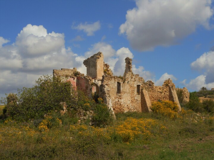 Fotografie mit dem Titel "Ruines" von Manu Surreabulliste, Original-Kunstwerk, Digitale Fotografie