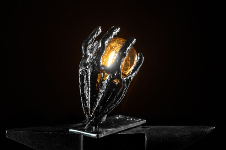 Sculpture intitulée "Metal Hand" par Manuel Quaresima, Œuvre d'art originale, Métaux