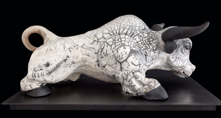 Sculptuur getiteld "Le Taureau de Crête" door Manuel Quaresma, Origineel Kunstwerk