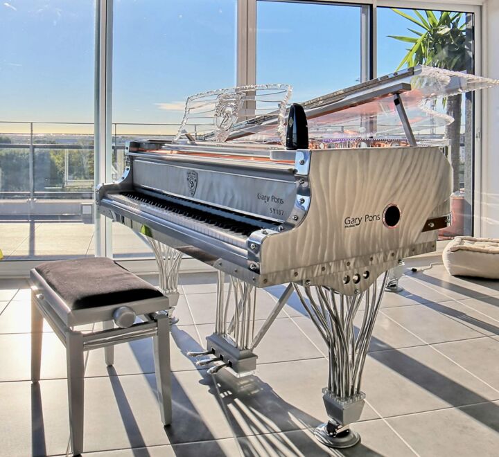 Design intitulée "Piano de luxe Gary…" par Manufacture Des Pianos De France, Œuvre d'art originale, Accessoires