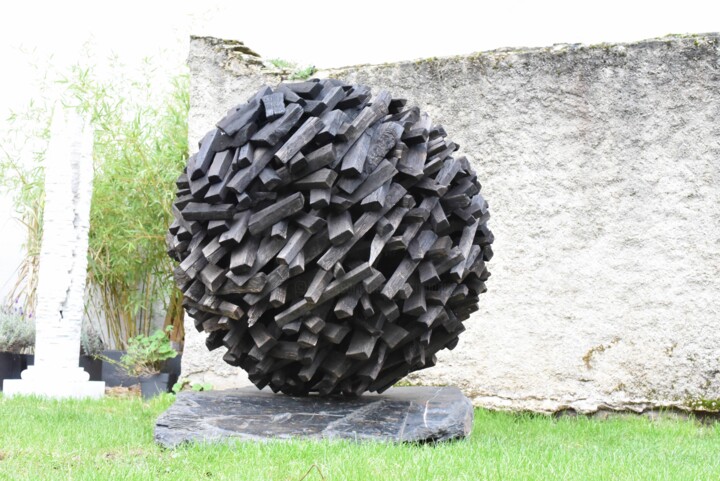 Sculpture intitulée "MATIÈRE GRISE" par Marc Mugnier, Œuvre d'art originale, Bois
