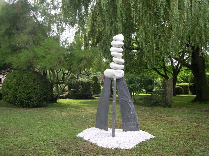 Sculpture intitulée "PIETRA SANTA" par Marc Mugnier, Œuvre d'art originale, Pierre