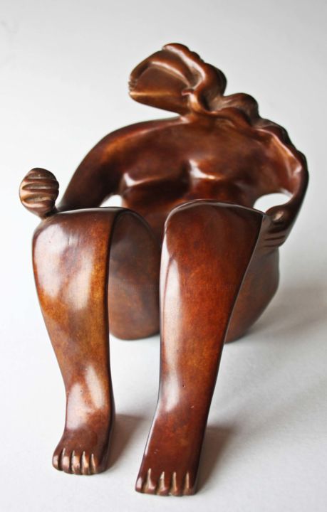 Sculpture titled "toine-assise-001.jpg" by Maria Elena Thiery, Original Artwork, Metals
