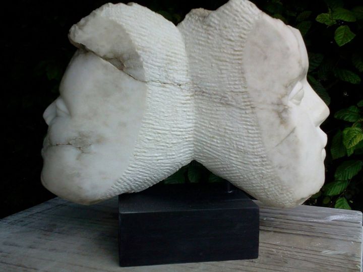 Sculpture titled "" ELLES "" by Marianne Monnoye-Termeer, Original Artwork, Stone
