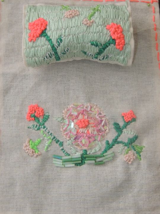 Textile Art titled "sabana y almohada p…" by Mariana Robles, Original Artwork, Embroidery