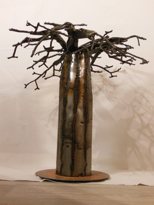 Скульптура под названием "baobab-ferronnerie.…" - Marie-Françoise Coulonval, Подлинное произведение искусства, Металлы