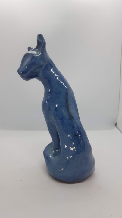 Sculpture intitulée "chat bleu clair" par Marie Pascale Martins, Œuvre d'art originale, Céramique