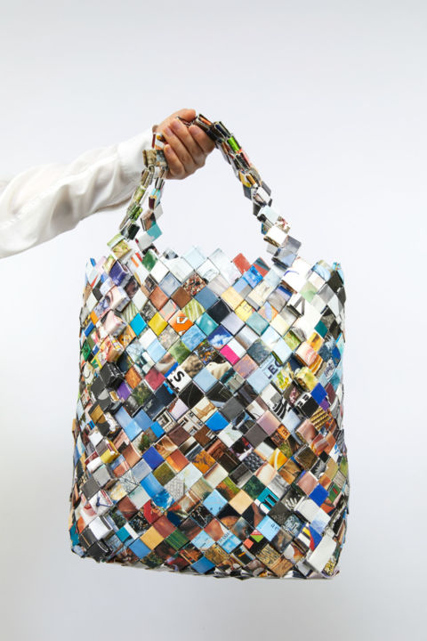 Sculpture intitulée "Le Tote bag : « Inu…" par Marie-Camille Tassart, Œuvre d'art originale, Papier