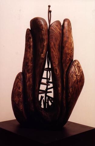 Скульптура под названием "Cuauhtemalla" - Mario Morasan, Подлинное произведение искусства