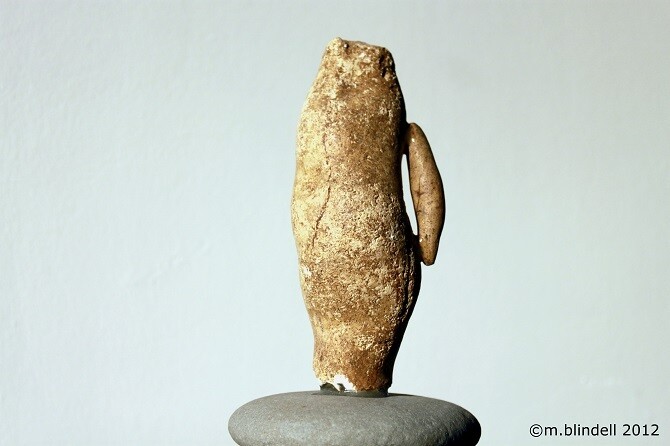 Rzeźba zatytułowany „The Presence of You…” autorstwa Martin Blindell, Oryginalna praca, Kamień