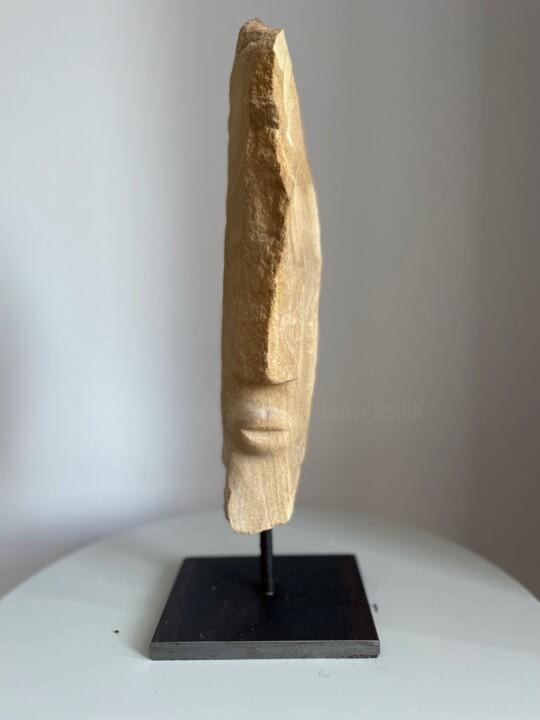 Escultura intitulada "Head 4" por Martin James, Obras de arte originais, Pedra