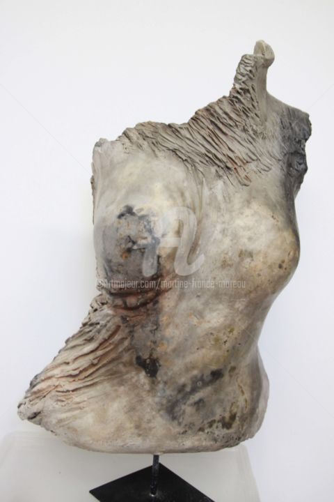 Sculpture titled "Féminité 3" by Martine France Moreau, Original Artwork, Clay