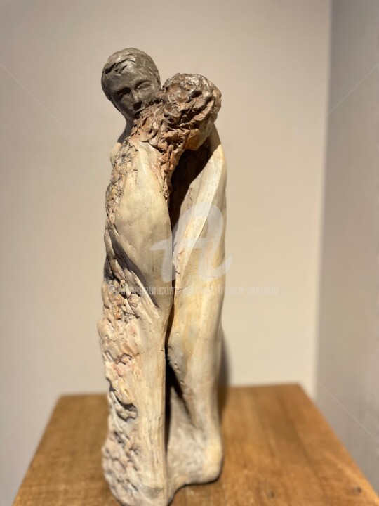 Sculpture titled "Tendresse 2" by Martine France Moreau, Original Artwork, Clay