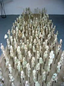 Sculpture intitulée "La cohorte des erra…" par Martine Viala, Œuvre d'art originale