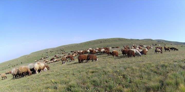 Fotografie getiteld "geghama ridge" door Hayk Martirosyan, Origineel Kunstwerk, Digitale fotografie