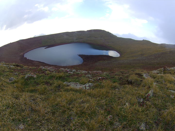 Fotografie getiteld "Azhdahak mountain t…" door Hayk Martirosyan, Origineel Kunstwerk, Digitale fotografie