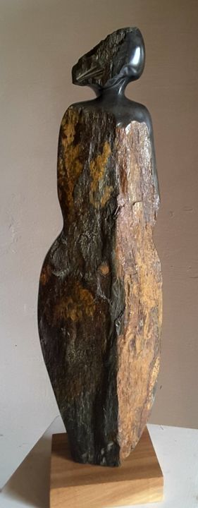 Sculpture titled "Sarah" by Maryvonne Lorgeré, Original Artwork, Stone