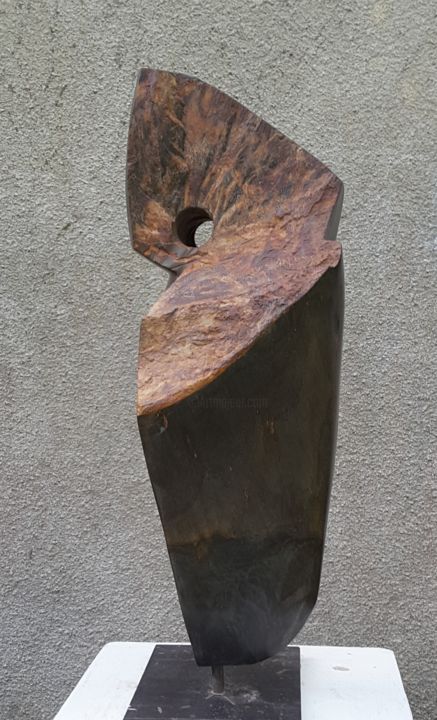 Skulptur mit dem Titel "Passage 2e face" von Maryvonne Lorgeré, Original-Kunstwerk, Stein