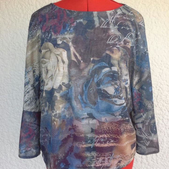 Art textile intitulée "Top manches dolman" par Maryse Tisnés, Œuvre d'art originale, Tissu