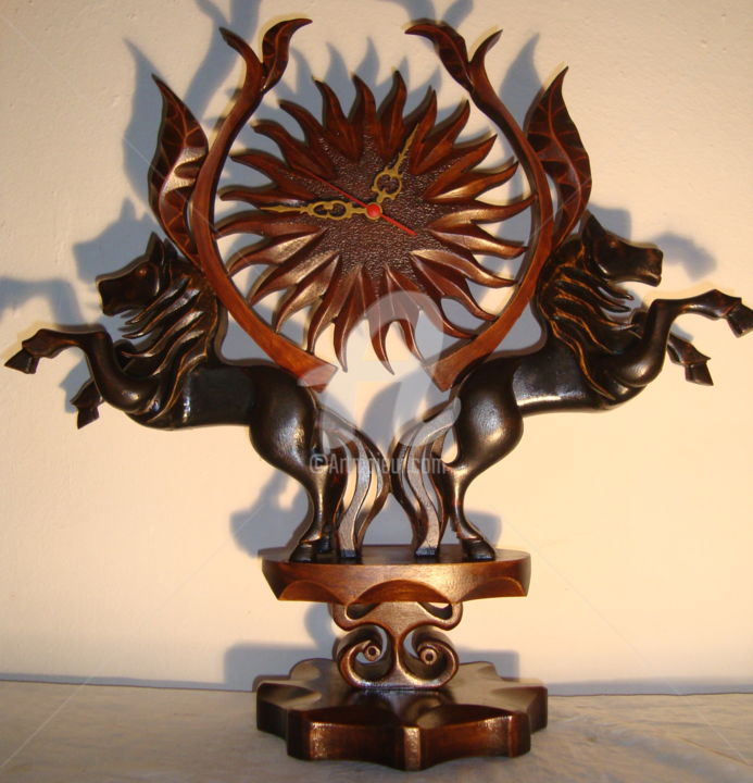 Skulptur mit dem Titel "Desktop clock''Blac…" von Angel Dobrev, Original-Kunstwerk, Holz