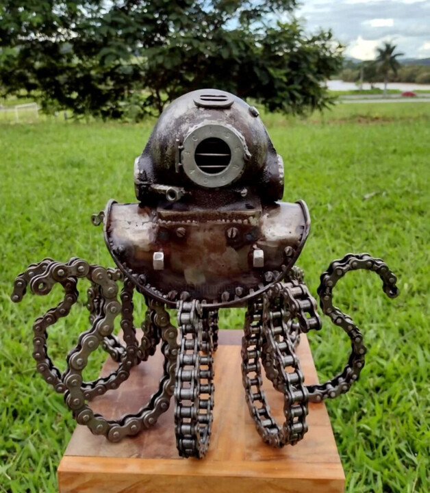 Skulptur mit dem Titel "O escafandro e o po…" von Mateus Souza, Original-Kunstwerk, Metalle