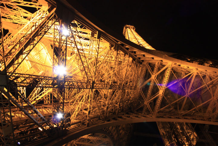 "Paris, La Tour" başlıklı Fotoğraf Matian tarafından, Orijinal sanat, Dijital Fotoğrafçılık