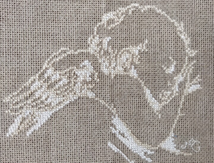 Arte textil titulada "Ange qui dort" por Nathalie Gautier, Obra de arte original, Bordado