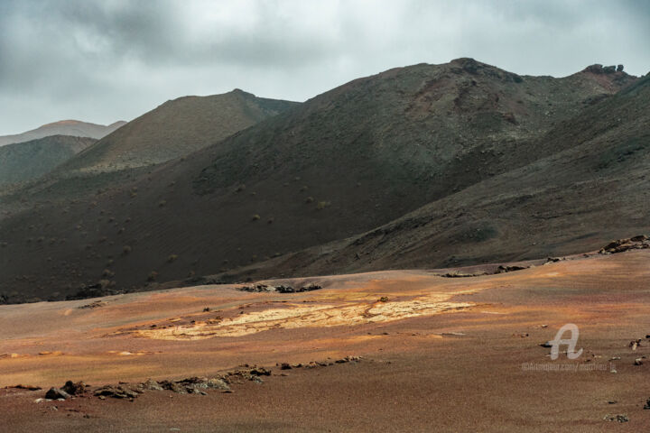 Fotografie getiteld "Volcano - Mountain…" door Matthieu Lê, Origineel Kunstwerk, Digitale fotografie