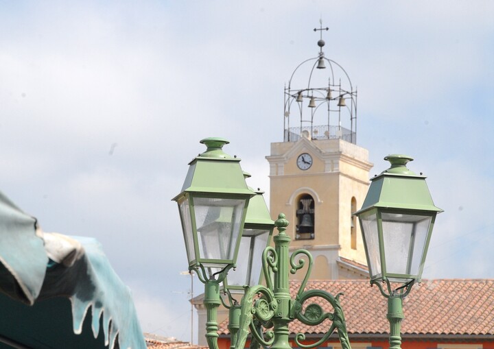 Photography titled "Campanile et réverb…" by Martine Maury, Original Artwork, Non Manipulated Photography