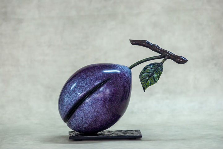 Скульптура под названием "Petite Prune" - Mazel-Jalix, Подлинное произведение искусства, Бронза
