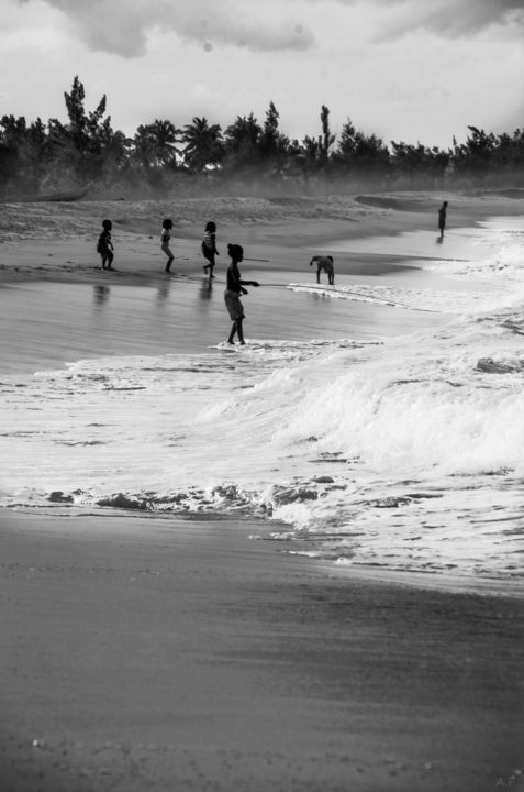 Photography titled "La plage" by Anna Fratoni, Original Artwork
