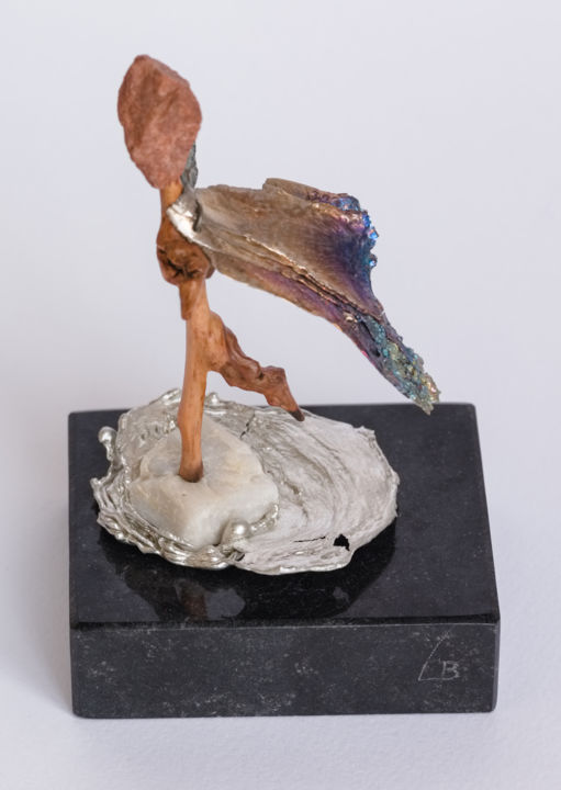 Sculpture titled "PETIT PRINCE" by Lb, Original Artwork, Metals