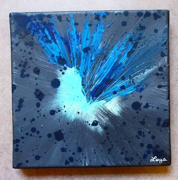 Painting titled "Blua Nokia floro" by Mélanie Gay Ruiz, Original Artwork, Acrylic Mounted on Wood Stretcher frame