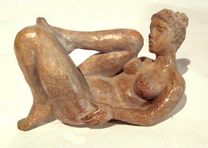 Sculpture titled "PETITE FEMME" by Melanie Quentin, Original Artwork, Metals