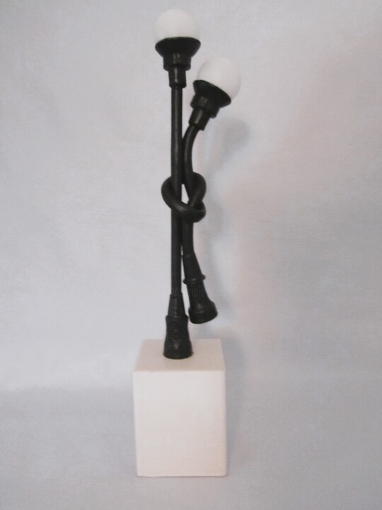 Sculpture titled "Farola 1" by Fournier, Original Artwork, Resin