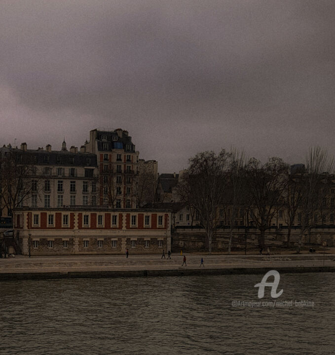 Photography titled "le port de Paris" by Michel Babkine, Original Artwork, Digital Photography