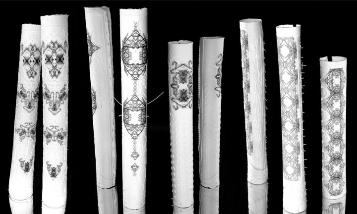 Sculpture intitulée "totems" par Michel Gautier, Œuvre d'art originale, Papier