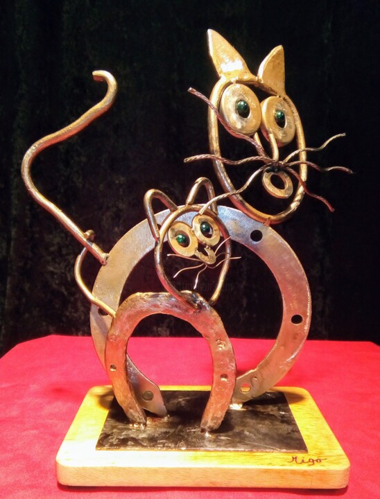 Sculpture titled "Le père et sa fille" by Michel Gomez, Original Artwork, Metals
