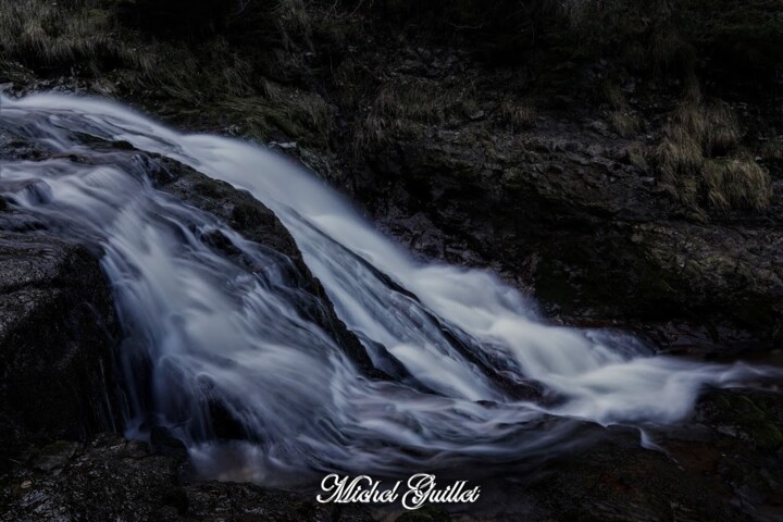 Photography titled "Cascade du Guiers v…" by Michel Guillet, Original Artwork, Non Manipulated Photography