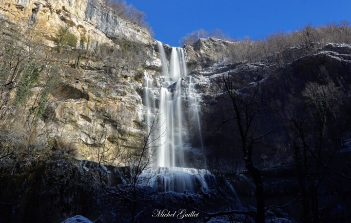 Photography titled "Cascade de Charabot…" by Michel Guillet, Original Artwork, Non Manipulated Photography
