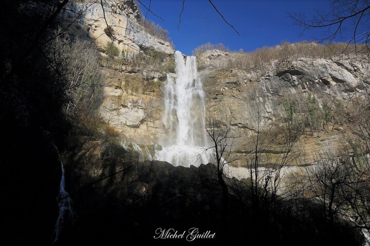 Fotografie getiteld "Cascade de Charabot…" door Michel Guillet, Origineel Kunstwerk, Niet gemanipuleerde fotografie