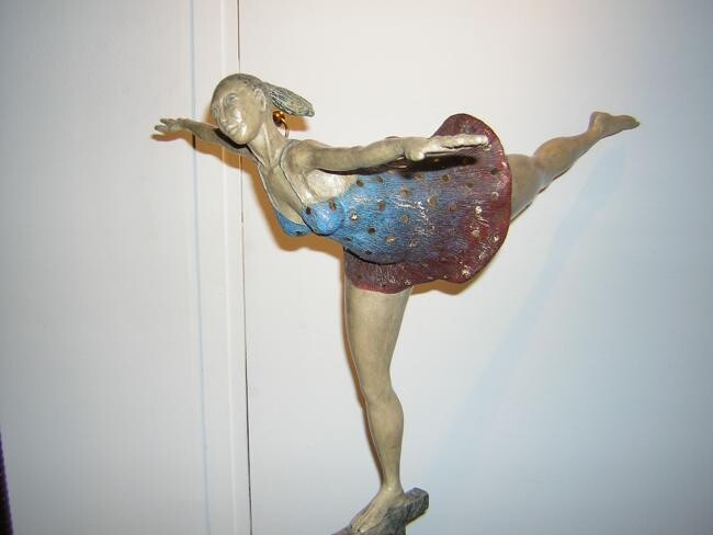 Sculpture titled "Nadilla" by Micheldejos, Original Artwork