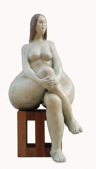 Sculpture titled "Vénus assise" by Micheldejos, Original Artwork