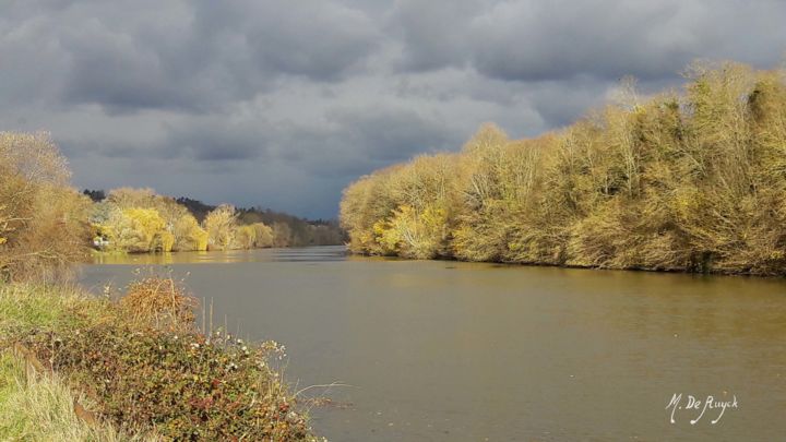 Photography titled "lumière sur la Seine" by Michel De Ruyck, Original Artwork, Digital Photography