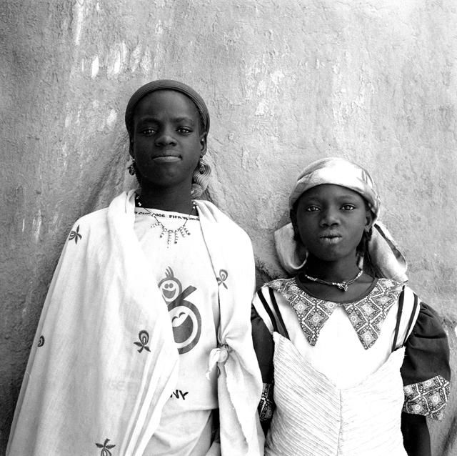 Photographie intitulée "portrait posé Burki…" par Michel Eisenlohr, Œuvre d'art originale,