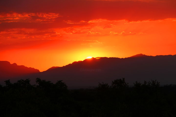 Fotografía titulada "couche-de-soleil.jpg" por G. Rem, Obra de arte original