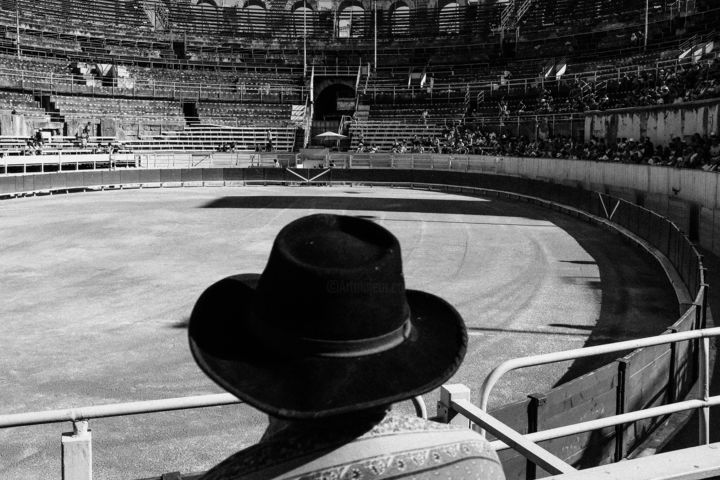 Φωτογραφία με τίτλο "Les Arenes "Rodeo C…" από Michel Guillet, Αυθεντικά έργα τέχνης, Φωτογραφική ταινία