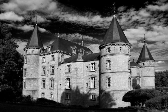 Photographie intitulée "Chateau de Mouffrin" par Michelle Jaegers-Delagrange, Œuvre d'art originale
